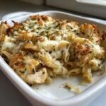 Healthy Garlic Parmesan Chicken Pasta Bake