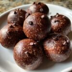Healthy Chocolate Peanut Butter Energy Balls