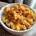 Crockpot Honey Pepper Chicken Mac and Cheese
