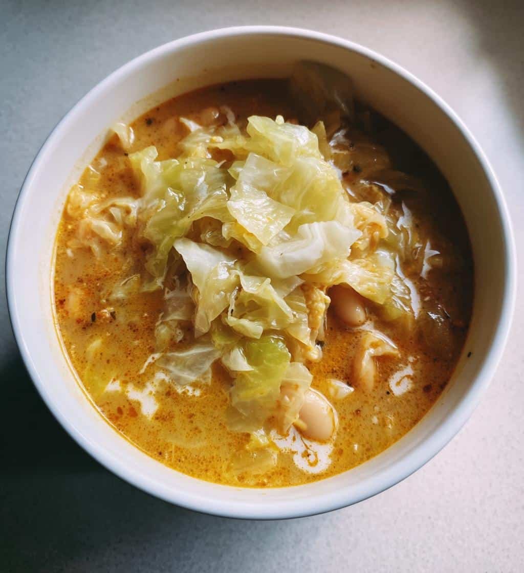 35-Minute Creamy Cabbage White Bean Soup That Heals 4 Creamy Cabbage White Bean Soup - detail 1