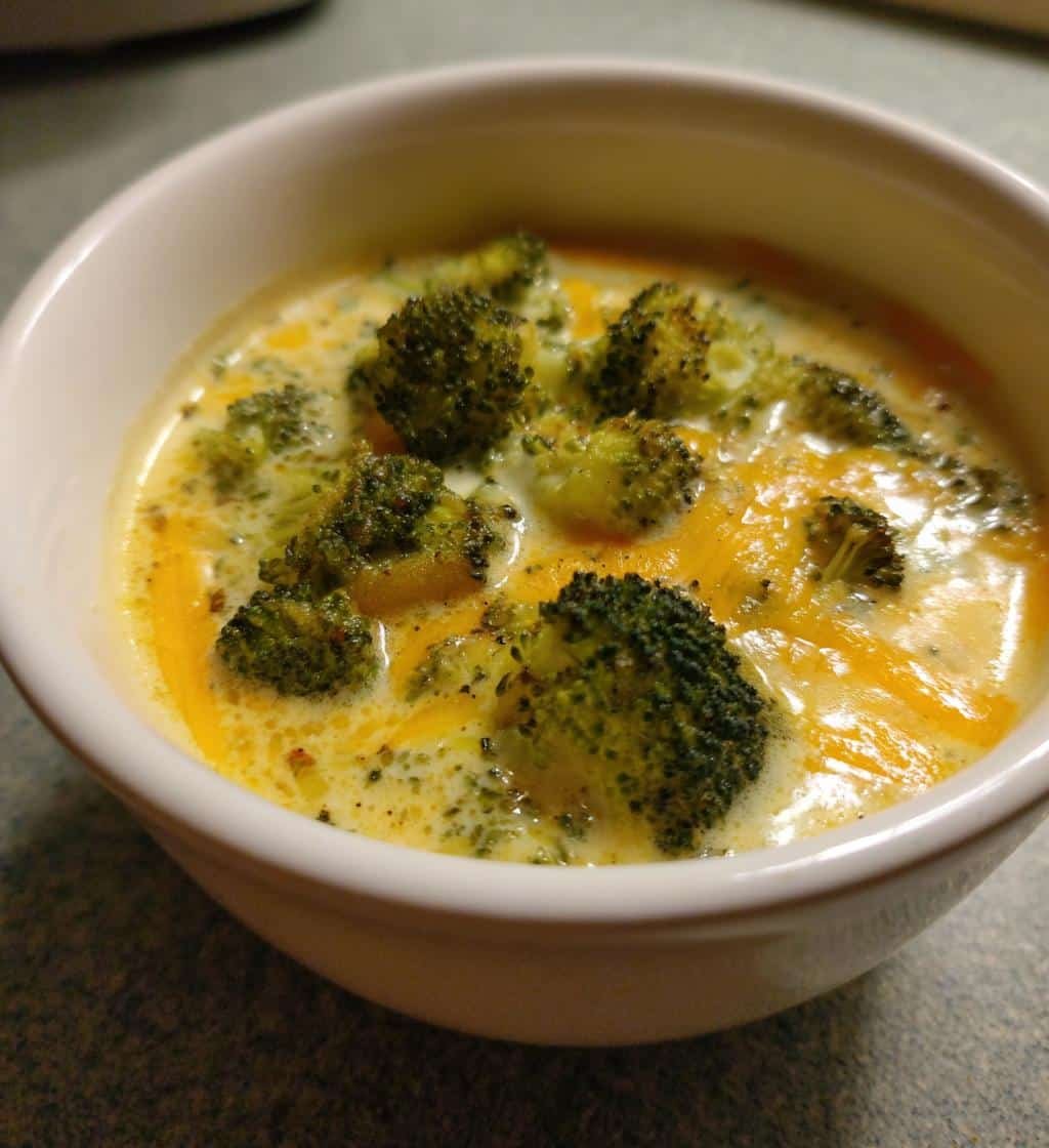 Crockpot Broccoli Cheese Soup - detail 1