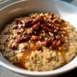 Healthy Crockpot Maple Pecan Pumpkin Oats