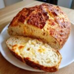 Healthy Easy Cheese Bread (No-Knead/Viral)