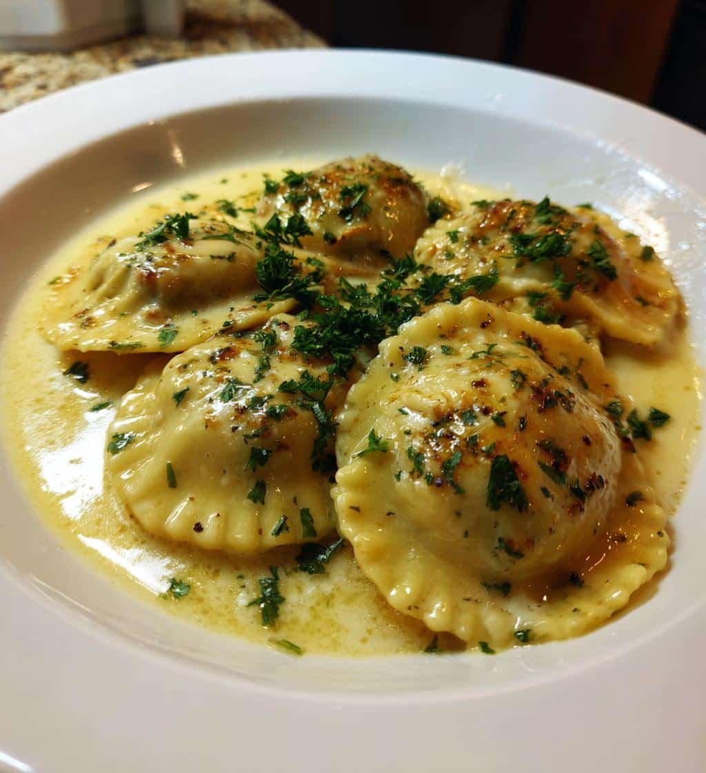 Creamy Cajun Sausage Ravioli - detail 1