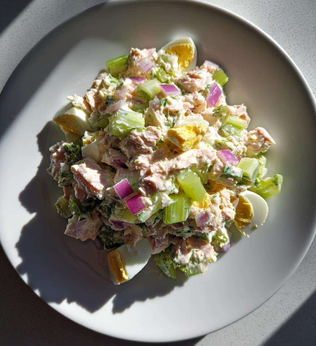 Healthy Crunchy Tuna Egg Salad - detail 1